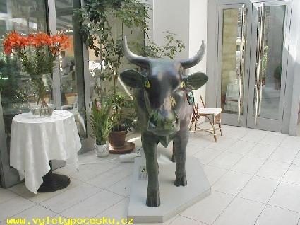 103 - Atom Heart Mother
